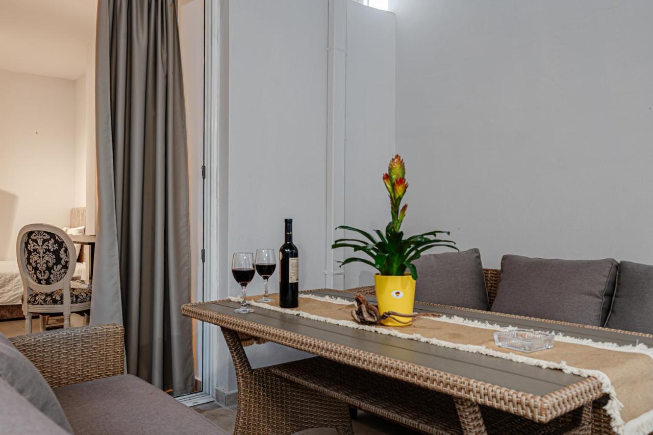 Amina Apartments Zakynthos Town Exterior photo